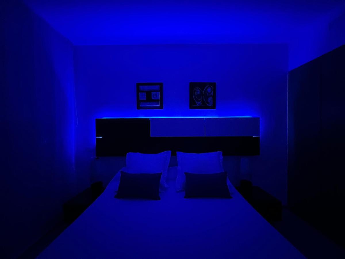 Blau Apartamento Frente A Los Canales Y Las Puestas De Sol De Roses Dış mekan fotoğraf